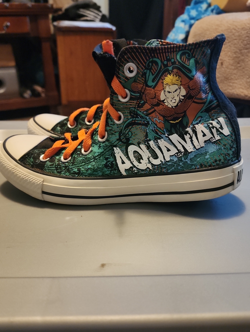 Aquaman Graphic High-Top Sneakers for Men - Teal & Orange